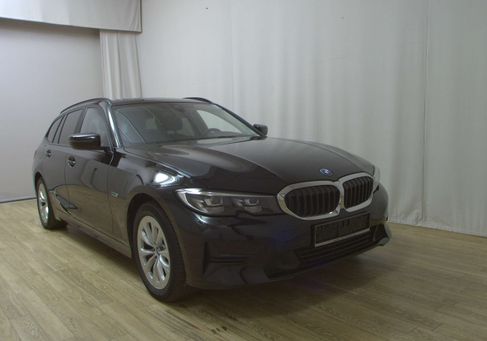 BMW 320, 2021