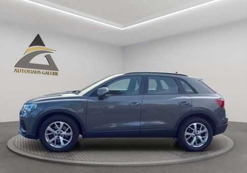Audi Q3, 2022 2