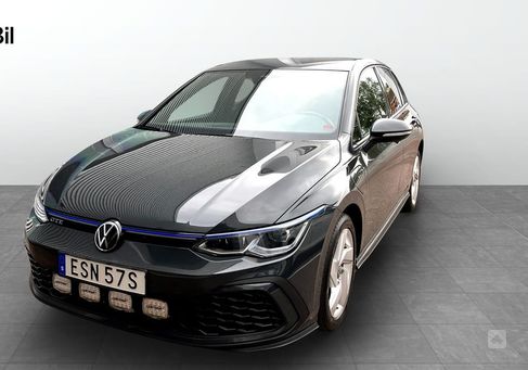 Volkswagen Golf, 2021