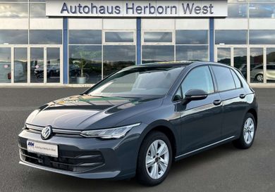 Volkswagen Golf, 2025