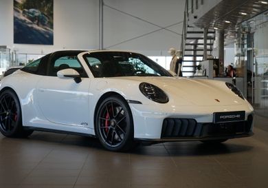 Porsche 911, 2025