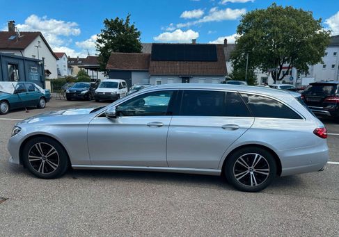 Mercedes-Benz E 200, 2019