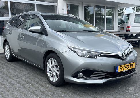 Toyota Auris Touring Sports, 2018