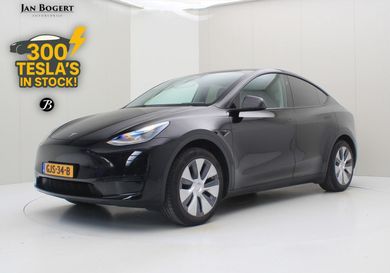 Tesla Model Y, 2024