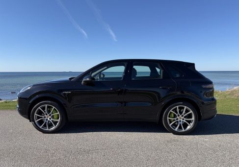 Porsche Cayenne, 2020