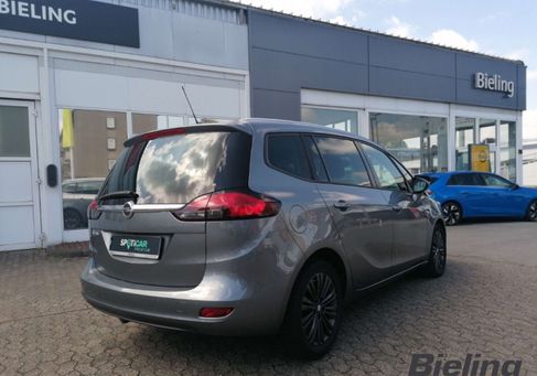 Opel Zafira, 2019