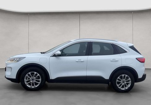 Ford Kuga, 2022
