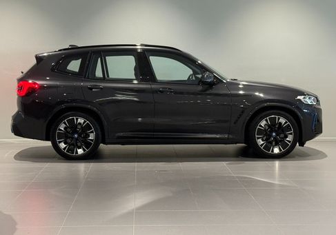 BMW iX, 2022