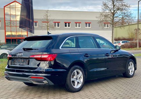 Audi A4, 2022