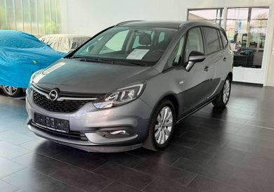 Opel Zafira, 2018