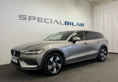 Volvo V60 Cross Country, 2019