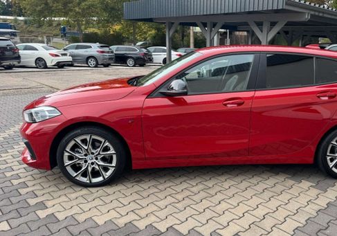 BMW 116, 2019