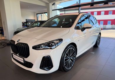 BMW 218, 2025