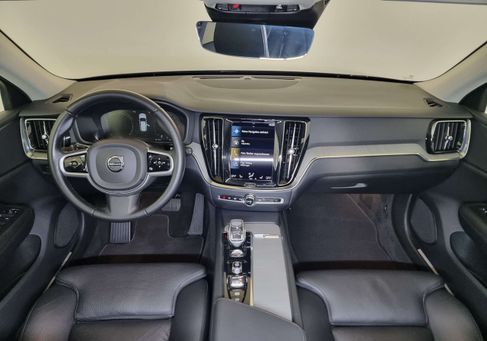 Volvo V60, 2020