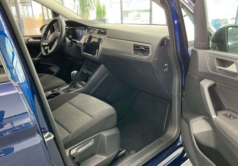 Volkswagen Touran, 2025 3