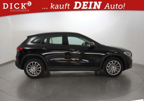 Mercedes-Benz GLA 250, 2022