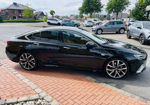 Opel Insignia, 2018 3