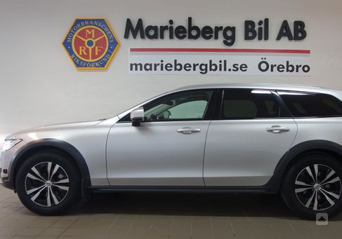 Volvo V90 Cross Country, 2021