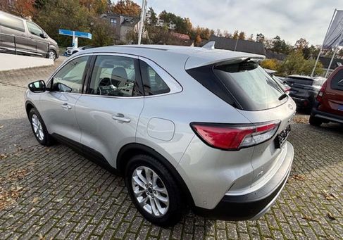 Ford Kuga, 2020