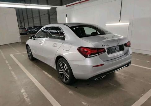 Mercedes-Benz A 250, 2021