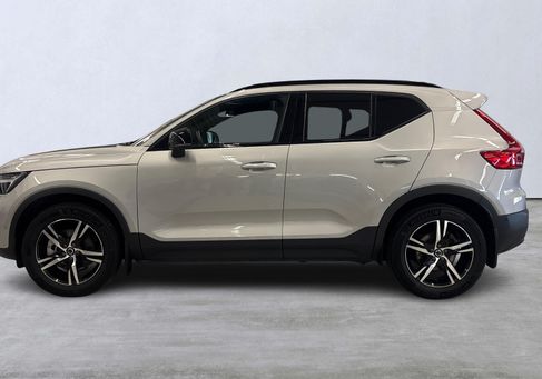 Volvo XC40, 2025 2