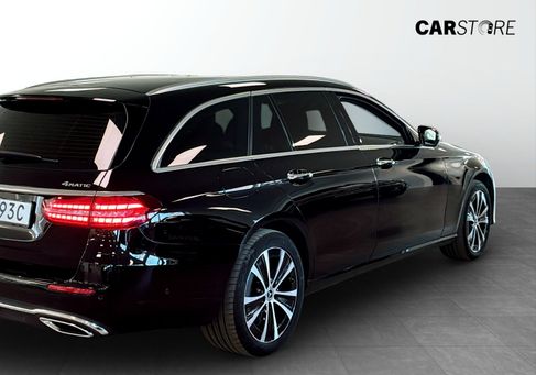 Mercedes-Benz E 300, 2023 2