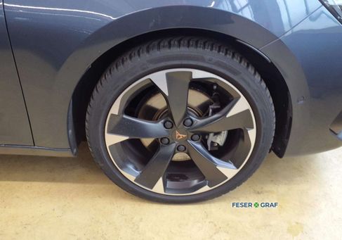 Cupra Leon, 2025