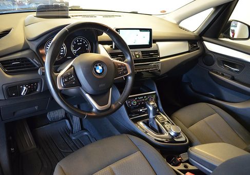 BMW 225 Active Tourer, 2019