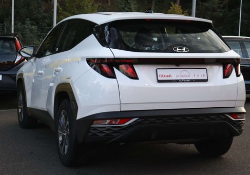 Hyundai Tucson, 2021 3