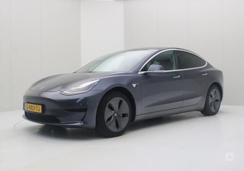 Tesla Model 3, 2019