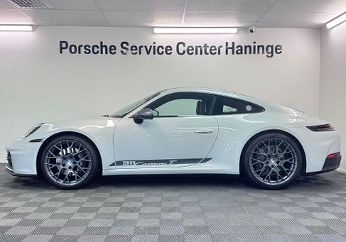 Porsche, 2025