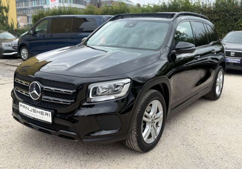 Mercedes-Benz GLB 200, 2023
