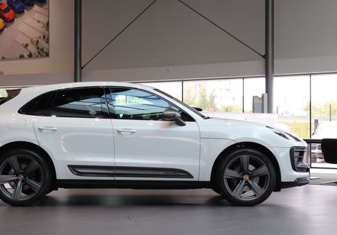 Porsche Macan, 2023