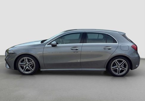 Mercedes-Benz A 180, 2023