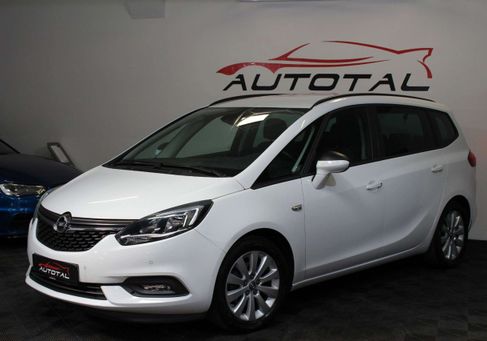 Opel Zafira, 2017