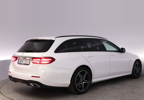 Mercedes-Benz E 300, 2020 3