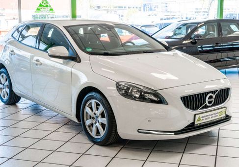 Volvo V40, 2018