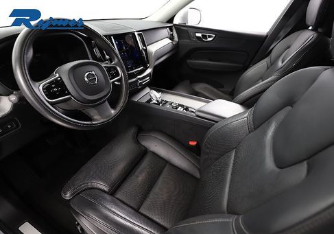 Volvo XC60, 2021