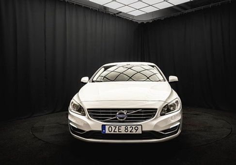 Volvo S60, 2016