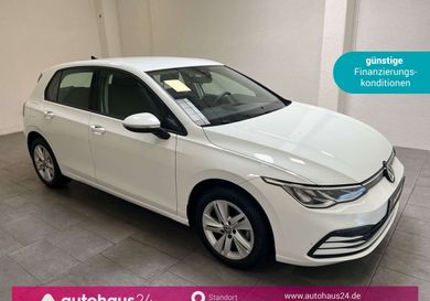 Volkswagen Golf, 2023