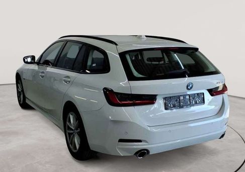 BMW 320, 2022