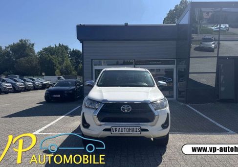 Toyota Hilux, 2023
