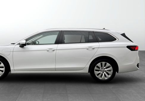 Volkswagen Passat Variant, 2025 2