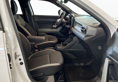 Dacia Duster, 2025