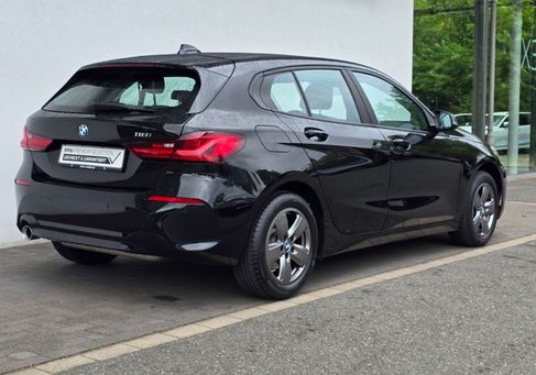BMW 118, 2022