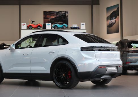 Porsche Macan, 2025