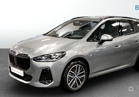 BMW 230, 2024