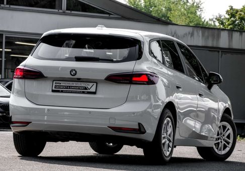 BMW 218, 2023 2