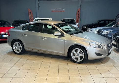 Volvo S60, 2012