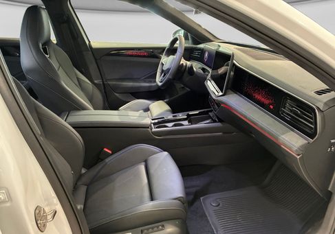 Volkswagen Passat Variant, 2025 3
